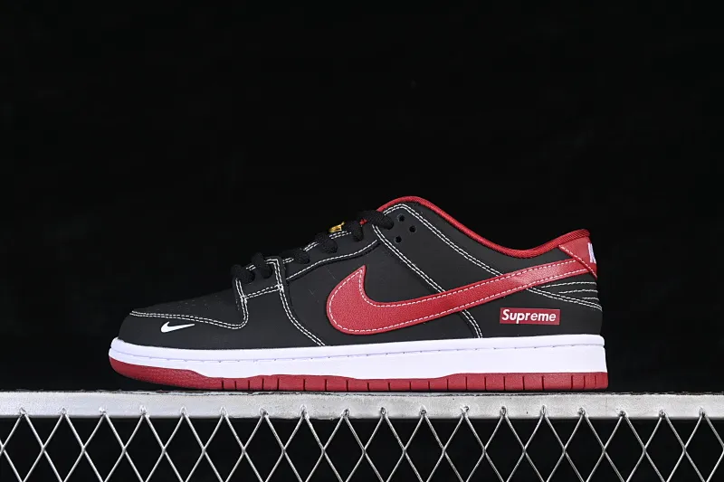 All categories Nk SB Dunk Series Nk SB Dunk Low High-end customized low-top sneakers Nike SB Dunk Low Limited to the Year of the Horse Black and red, make money immediately High-end customized low-top casual sneakers AJ6817-005